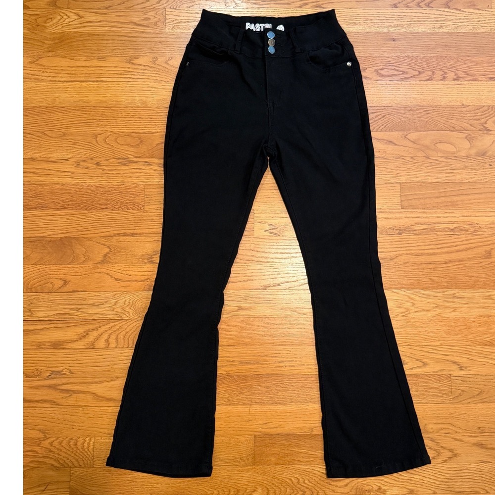 Pastel Black High Waisted Flare Leg Pants Size 13/31 Triple Button Stretch